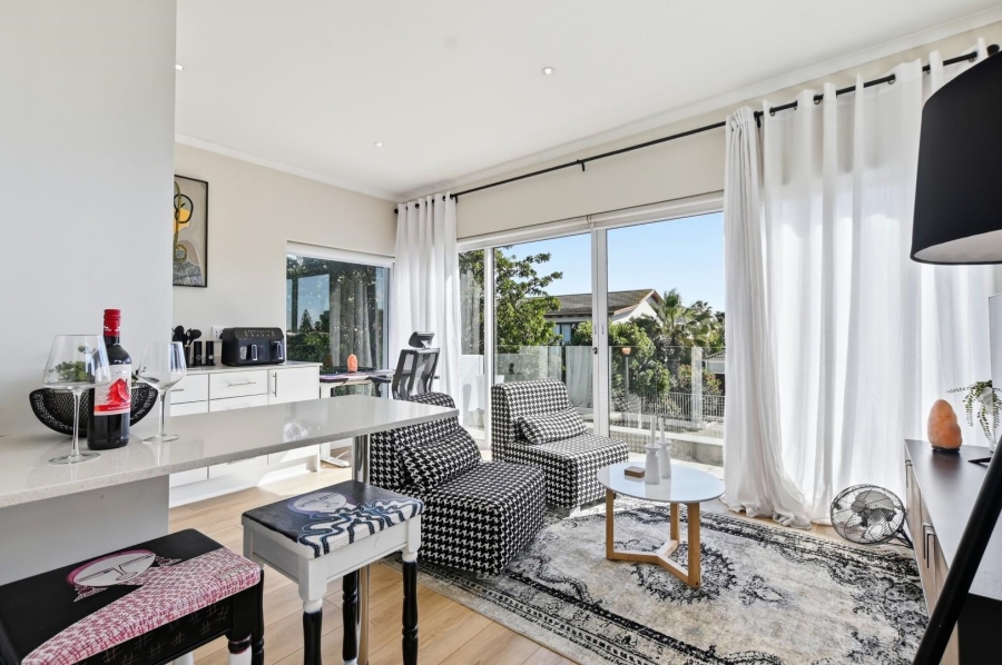 To Let 1 Bedroom Property for Rent in Sunset Beach Western Cape